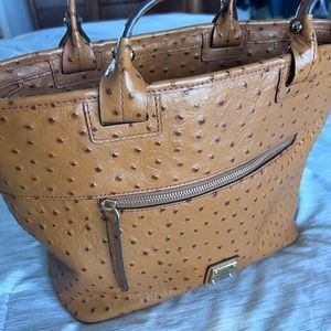 Dooney & Bourke purse
